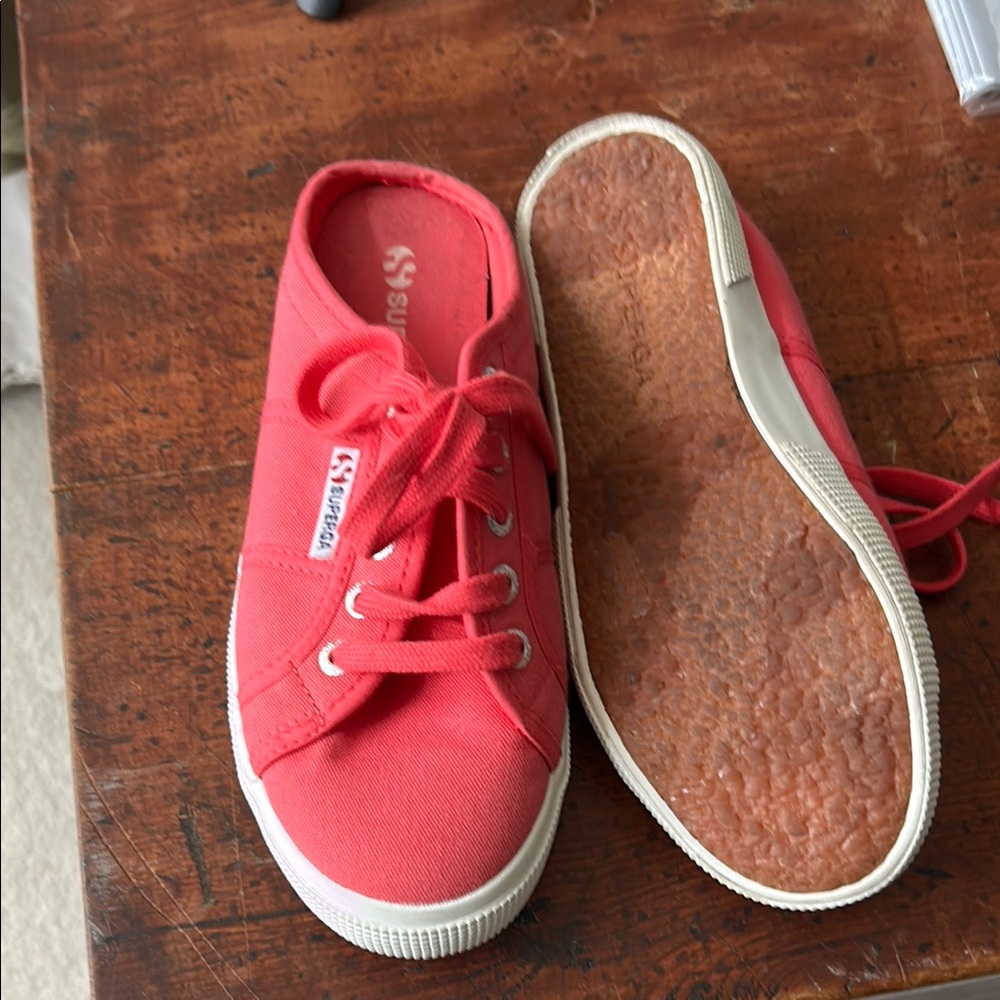Superga women’s Bright Red Sneakers
